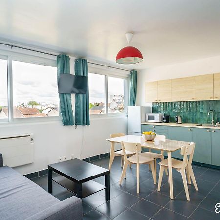 Escale-Marne Fr - 202 - Free Parking - Free Luggage Storage - All Equipped - Linen Included - Washing Machine - 10Mn Walk Metro 8 - Rer A - Panoramic View - From 1 To 14 Guests Майсонс-Алфорт Екстериор снимка
