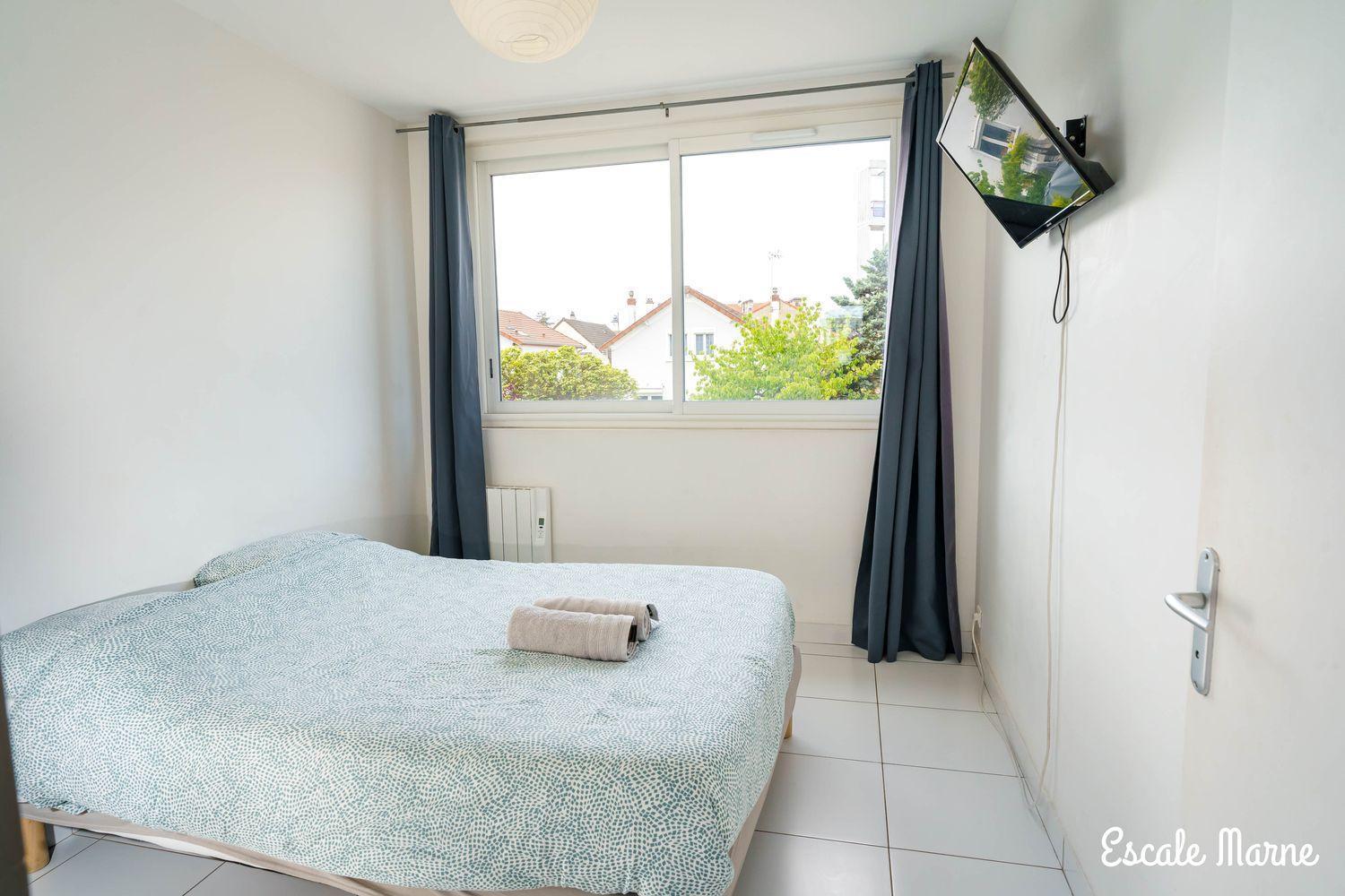 Escale-Marne Fr - 202 - Free Parking - Free Luggage Storage - All Equipped - Linen Included - Washing Machine - 10Mn Walk Metro 8 - Rer A - Panoramic View - From 1 To 14 Guests Майсонс-Алфорт Стая снимка