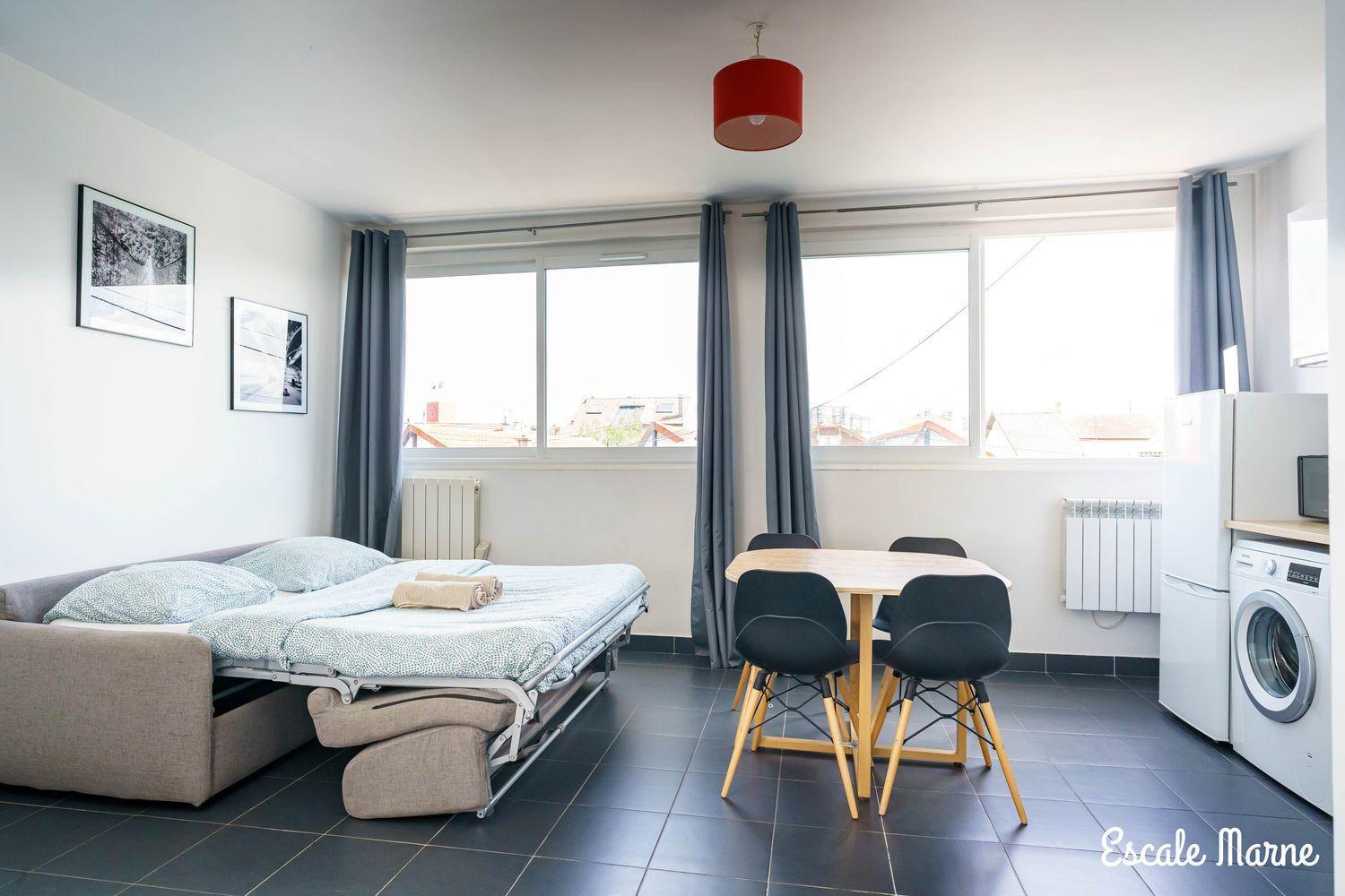 Escale-Marne Fr - 202 - Free Parking - Free Luggage Storage - All Equipped - Linen Included - Washing Machine - 10Mn Walk Metro 8 - Rer A - Panoramic View - From 1 To 14 Guests Майсонс-Алфорт Стая снимка
