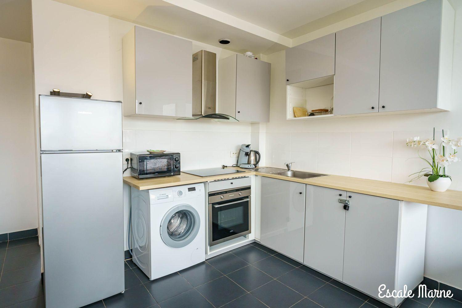 Escale-Marne Fr - 202 - Free Parking - Free Luggage Storage - All Equipped - Linen Included - Washing Machine - 10Mn Walk Metro 8 - Rer A - Panoramic View - From 1 To 14 Guests Майсонс-Алфорт Екстериор снимка