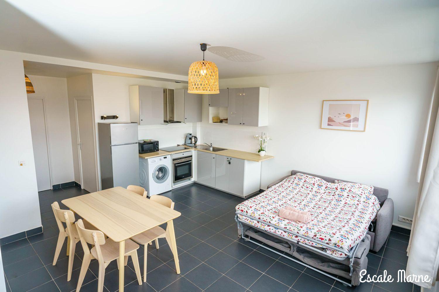 Escale-Marne Fr - 202 - Free Parking - Free Luggage Storage - All Equipped - Linen Included - Washing Machine - 10Mn Walk Metro 8 - Rer A - Panoramic View - From 1 To 14 Guests Майсонс-Алфорт Екстериор снимка